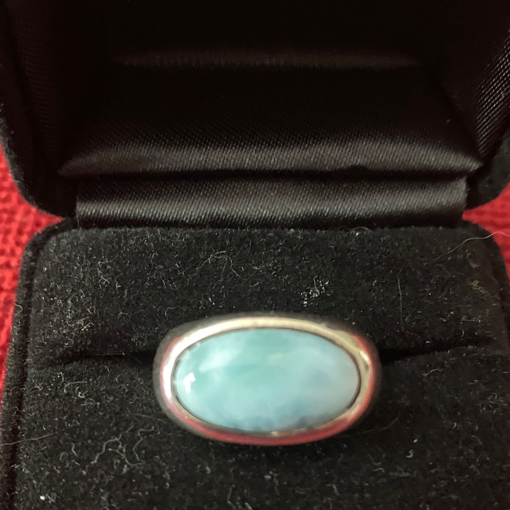 Elegant Silver and Blue Women's Ring